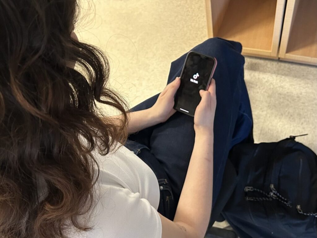 L’image actuelle n’a pas de texte alternatif. Le nom du fichier est : Image-article-cellulaire.jpg